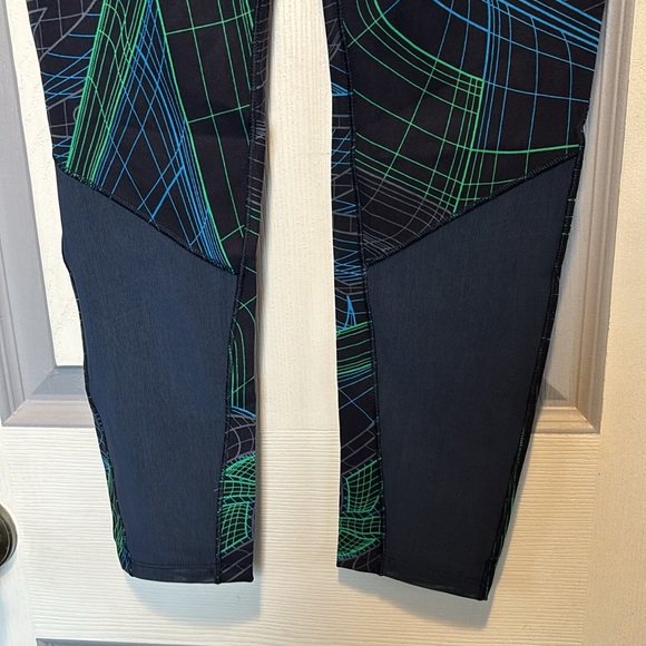 2/$30 Reebok Tights, Leggings, Yoga, Lux Performance Tight, Speedwick - Picture 10 of 16